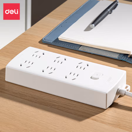 得力LX115(10)莹白系列延长线插座_6组_10米_PVC袋(白)(个)