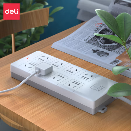 得力18170(1.8)延长线插座_8组_1.8米_PE袋装(白)(个)